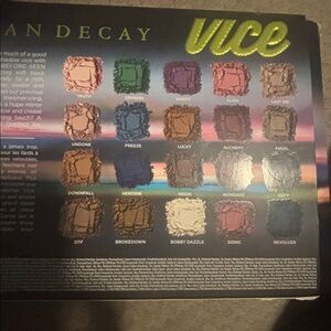 Urban Decay VICE Palette with Gold Logo on Iridescent Gradient